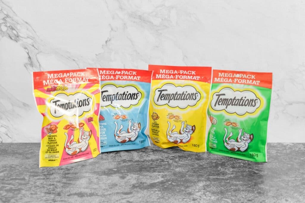 Temptations Cat Treats (180g)