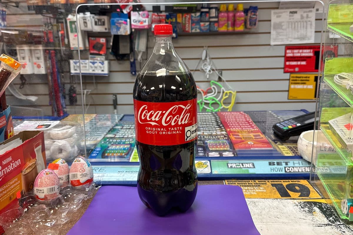 Coke Bottle (710 ml)