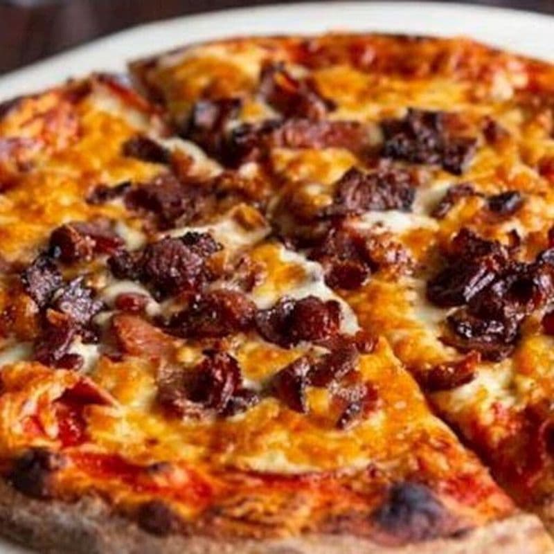 10" Pizza québécoise / 10" Quebec Pizza
