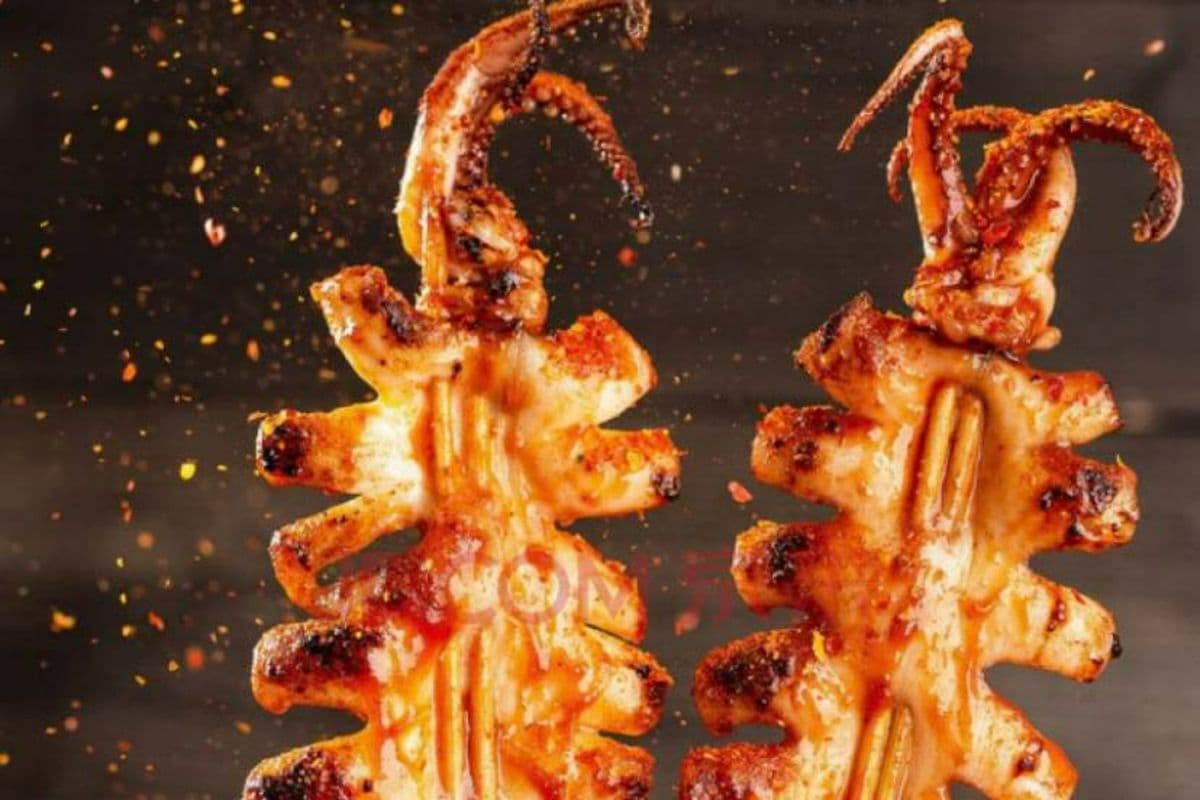 BBQ Squid Skewers (2 pcs) / 烤鱿鱼串 x2