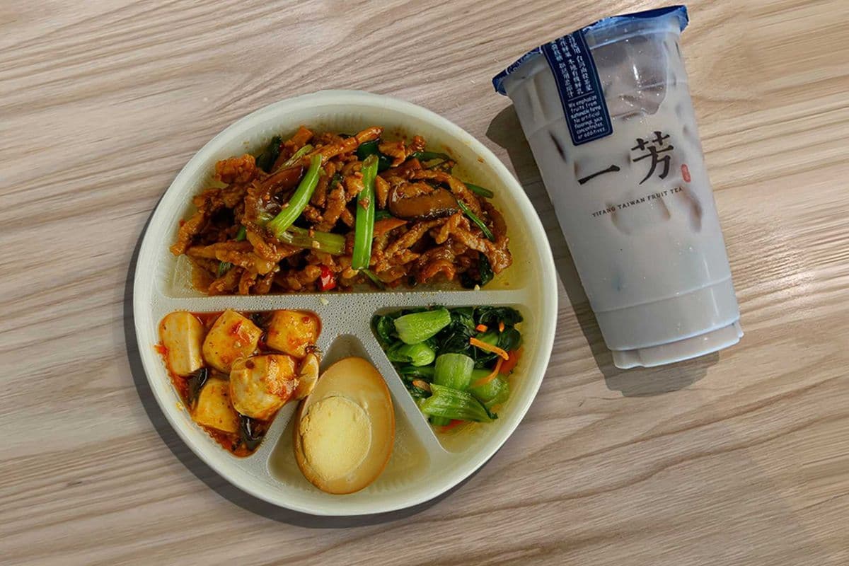 Hakka Style Green Onion & Pork Bento Box 客家小炒便當