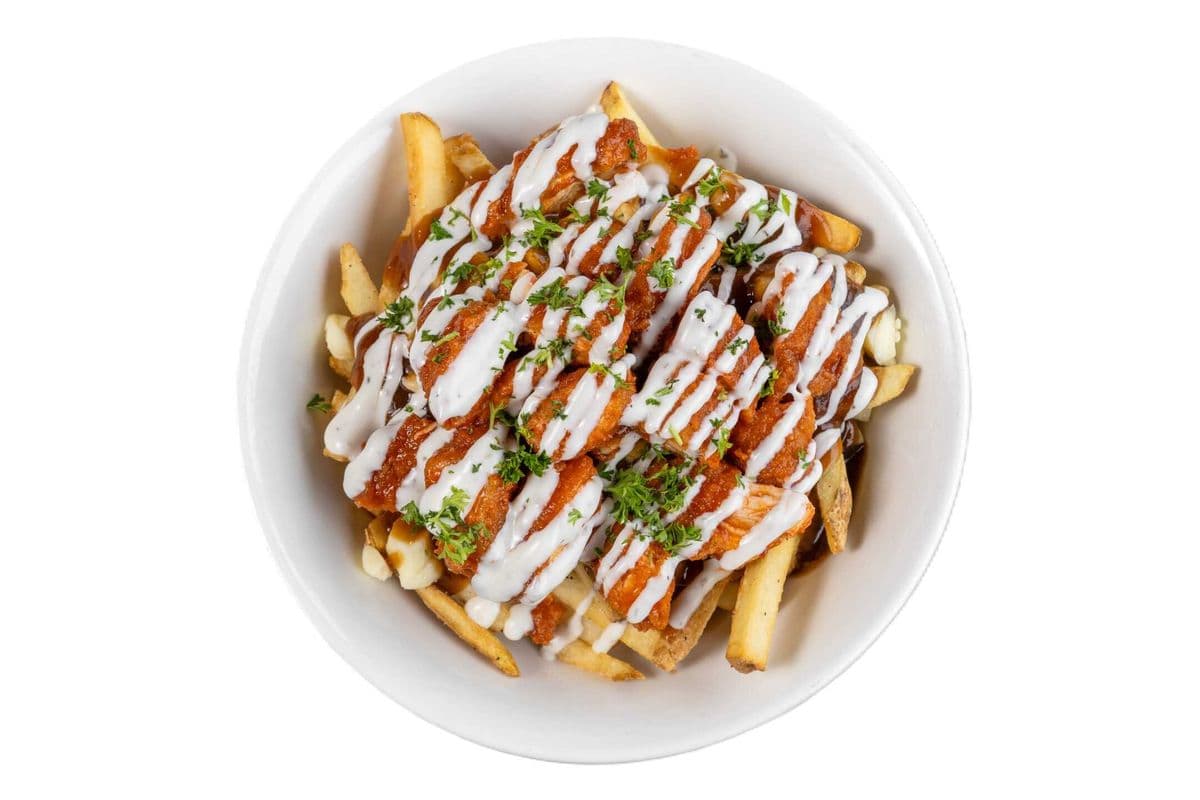 Buffalo Chicken Ranch Poutine