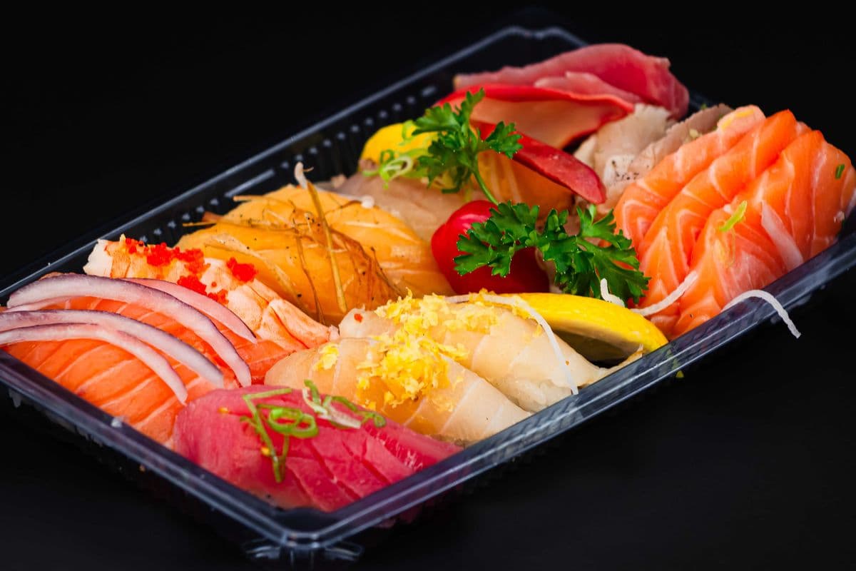 Sashimi Sushi Combo C