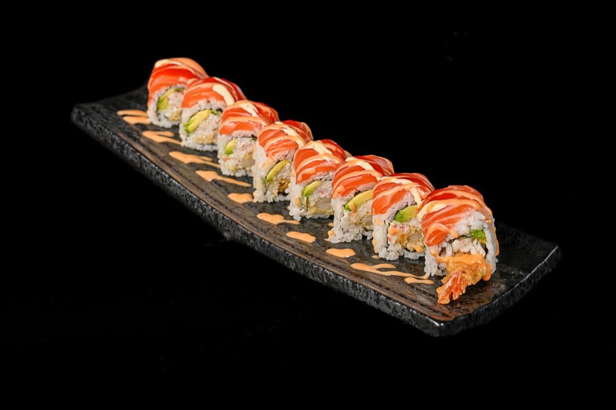 Sunflower Roll (8 pcs)