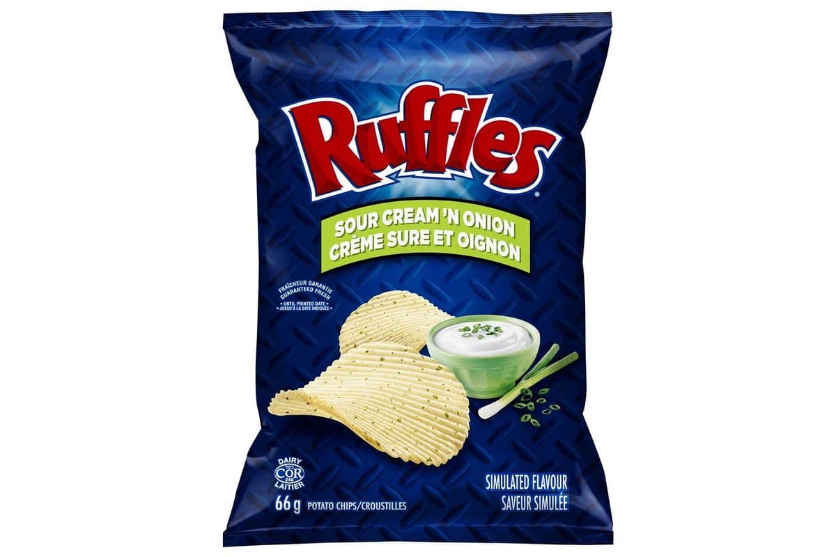 Frito Lay Ruffles Sour Cream & Onion (66g)