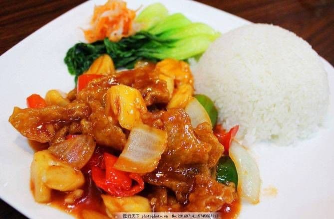 Poulet aux Ananas / Pineapple Chicken / 菠萝鸡饭 / Poulet aux Ananas / Pineapple Chicken / 菠萝鸡饭