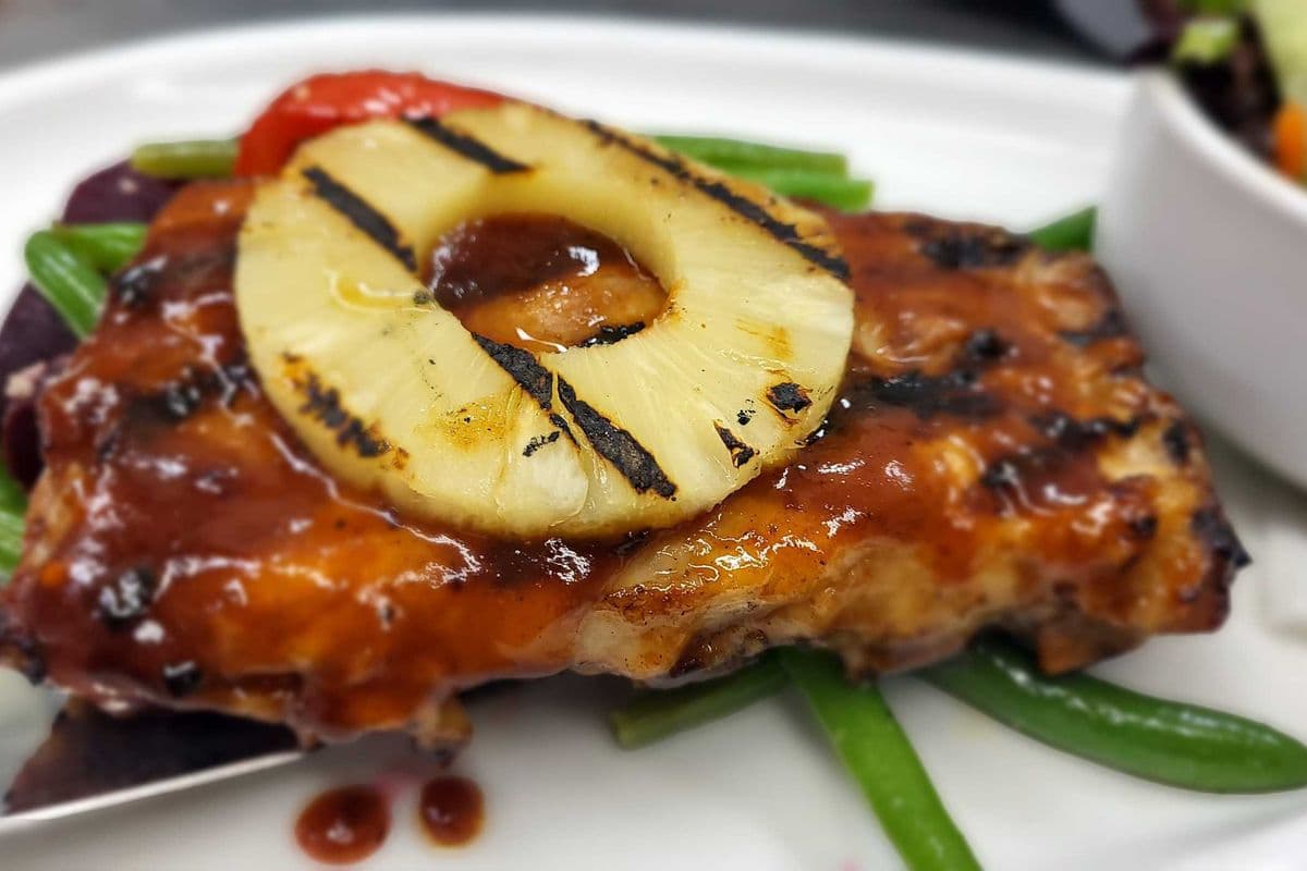 Slow Cooked Pork Ribs 1/2 rack