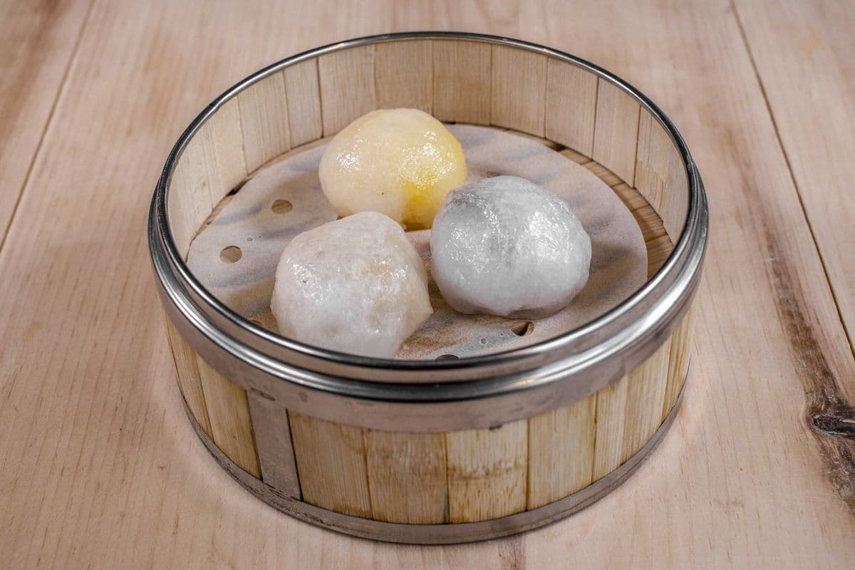 O5. Steamed Crystal Dumplings (3 Pieces)
