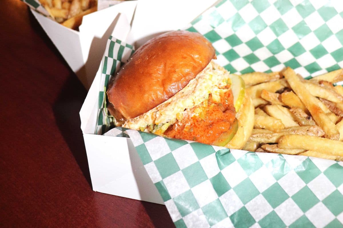 The Cheesy Chick Combo
