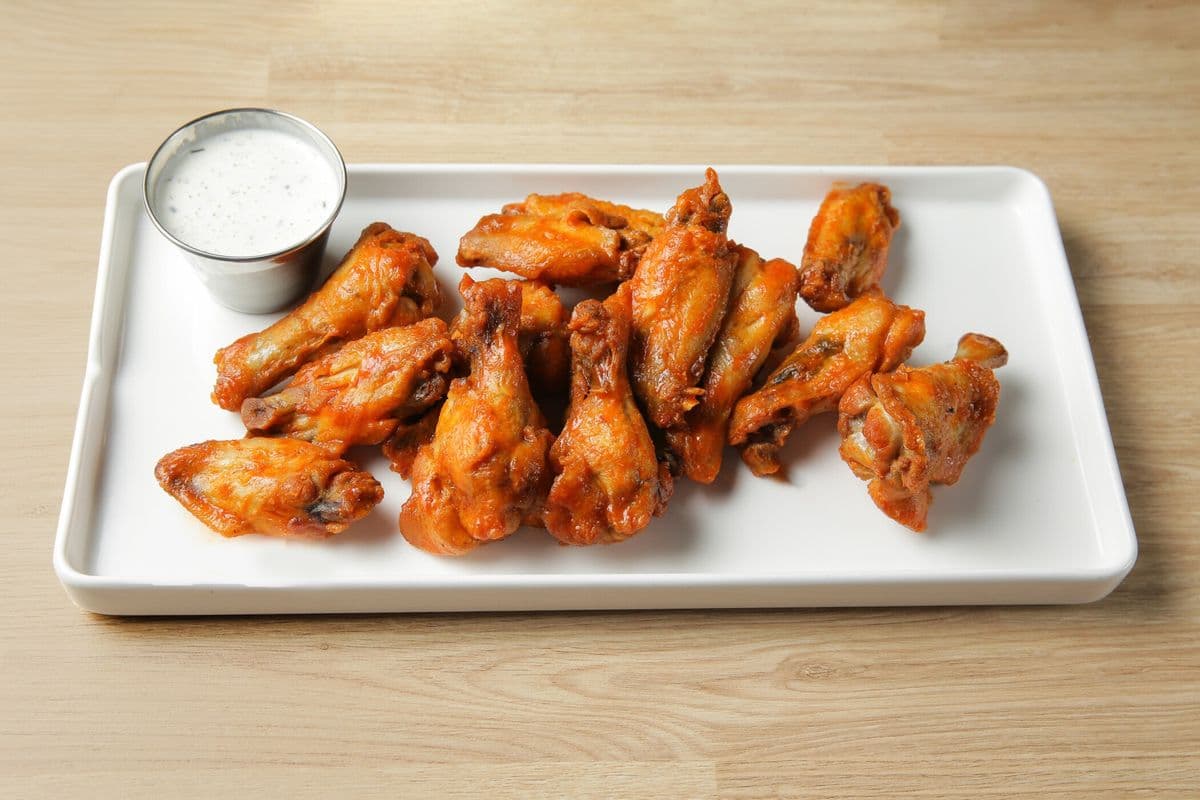 Wings (1 Lb)