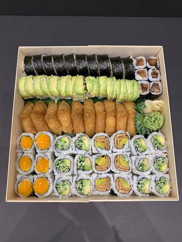 P43. Veggie Sushi-Roll 60pcs (for 4) / P43. 素食拼盤 60pcs (for 4)