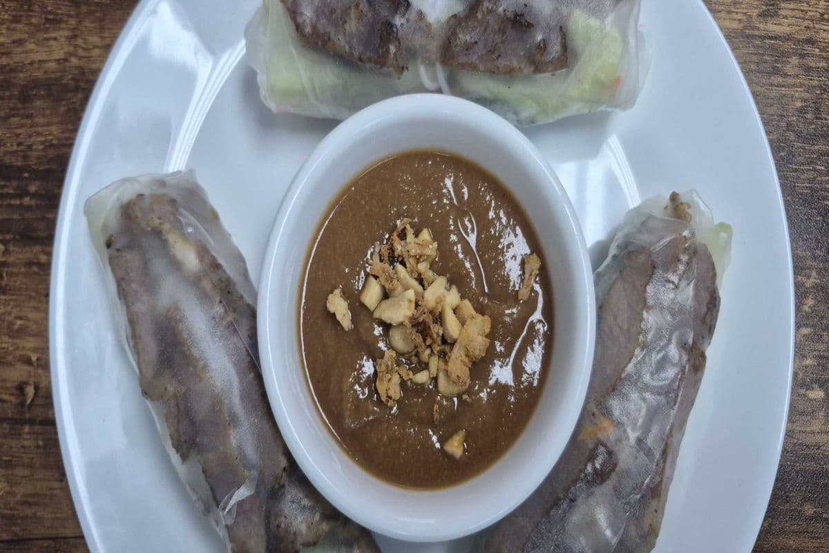 Pork Salad Rolls (3pcs)