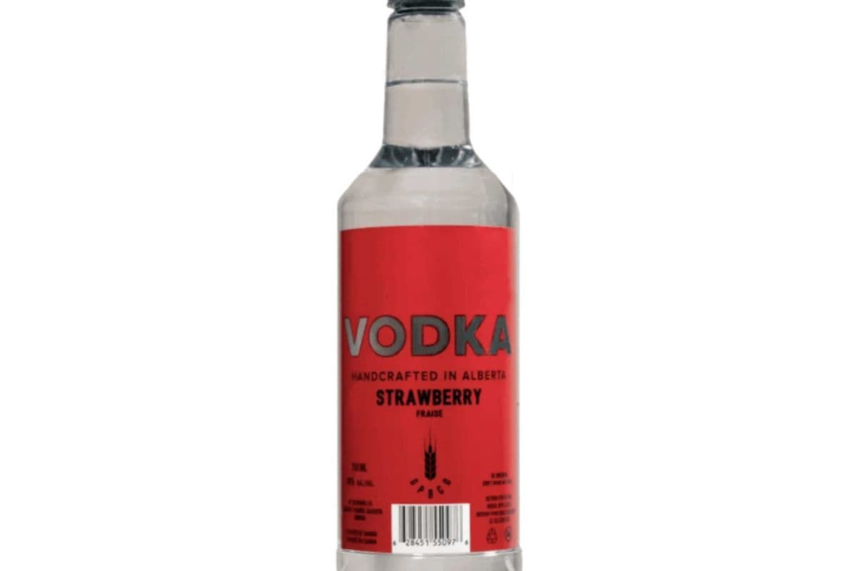 Gp Vodka Strawberry (1 x 750 ml)