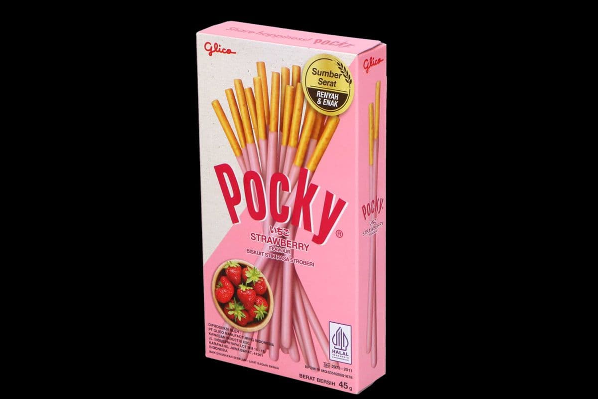 Glico Pocky Strawberry Stick (45 g)