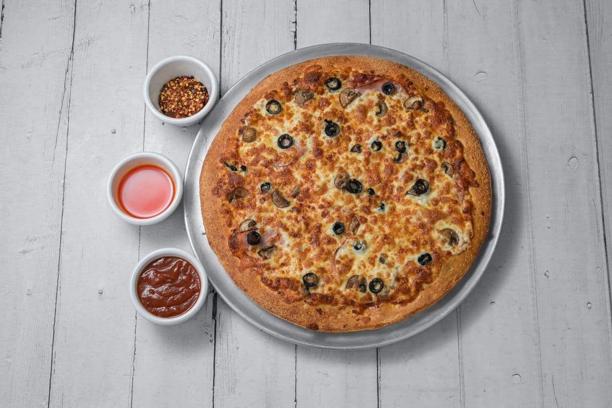 08'' Ham and Mushroom Pizza