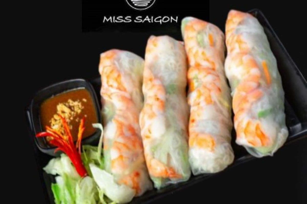 Vietnamese Fresh Salad Rolls