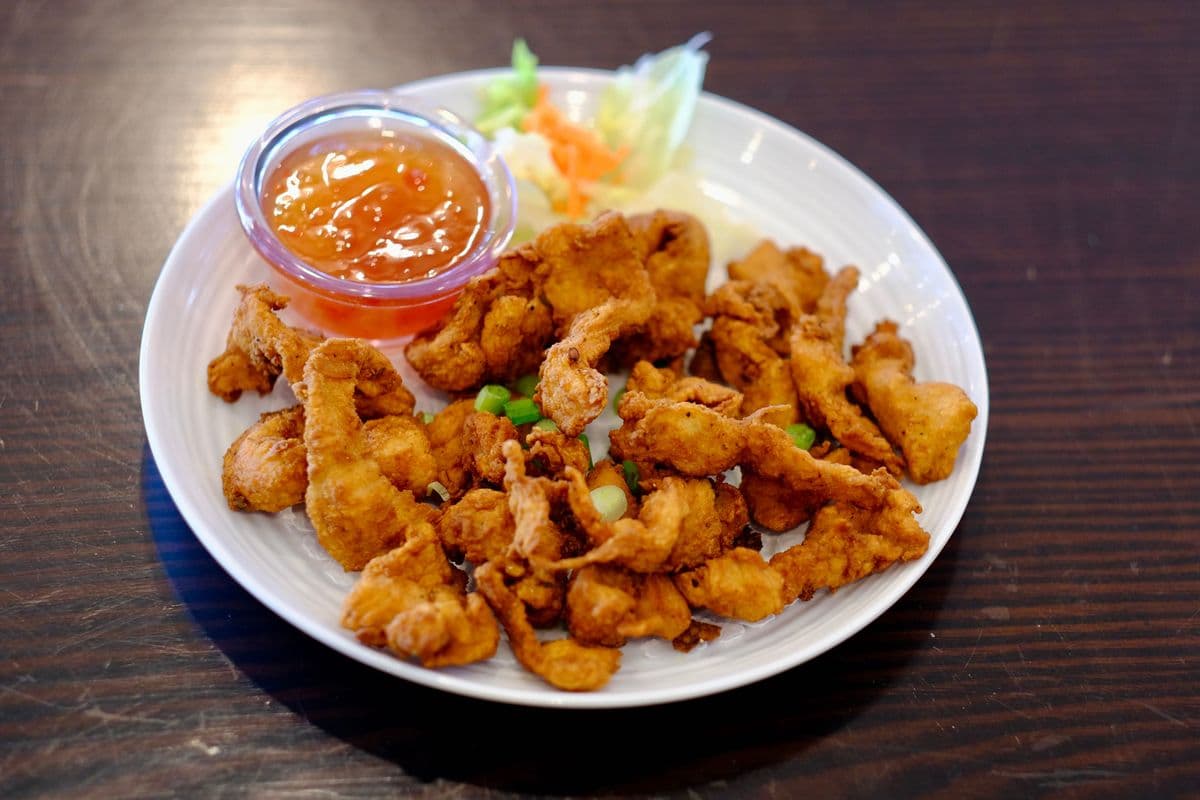 06. House Fried Chicken / GÀ CHIÊN ƯỚP SẢ