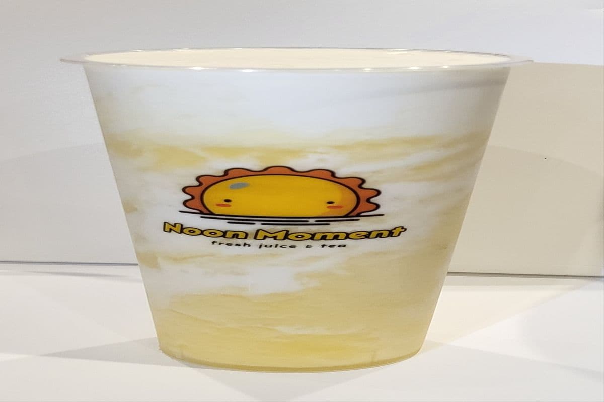 Fresh Pineapple Macchiato