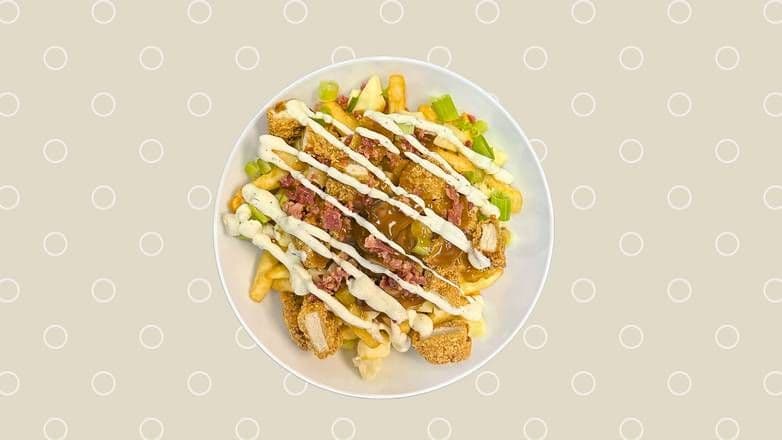 Crispy Chicken Bacon Ranch Poutine