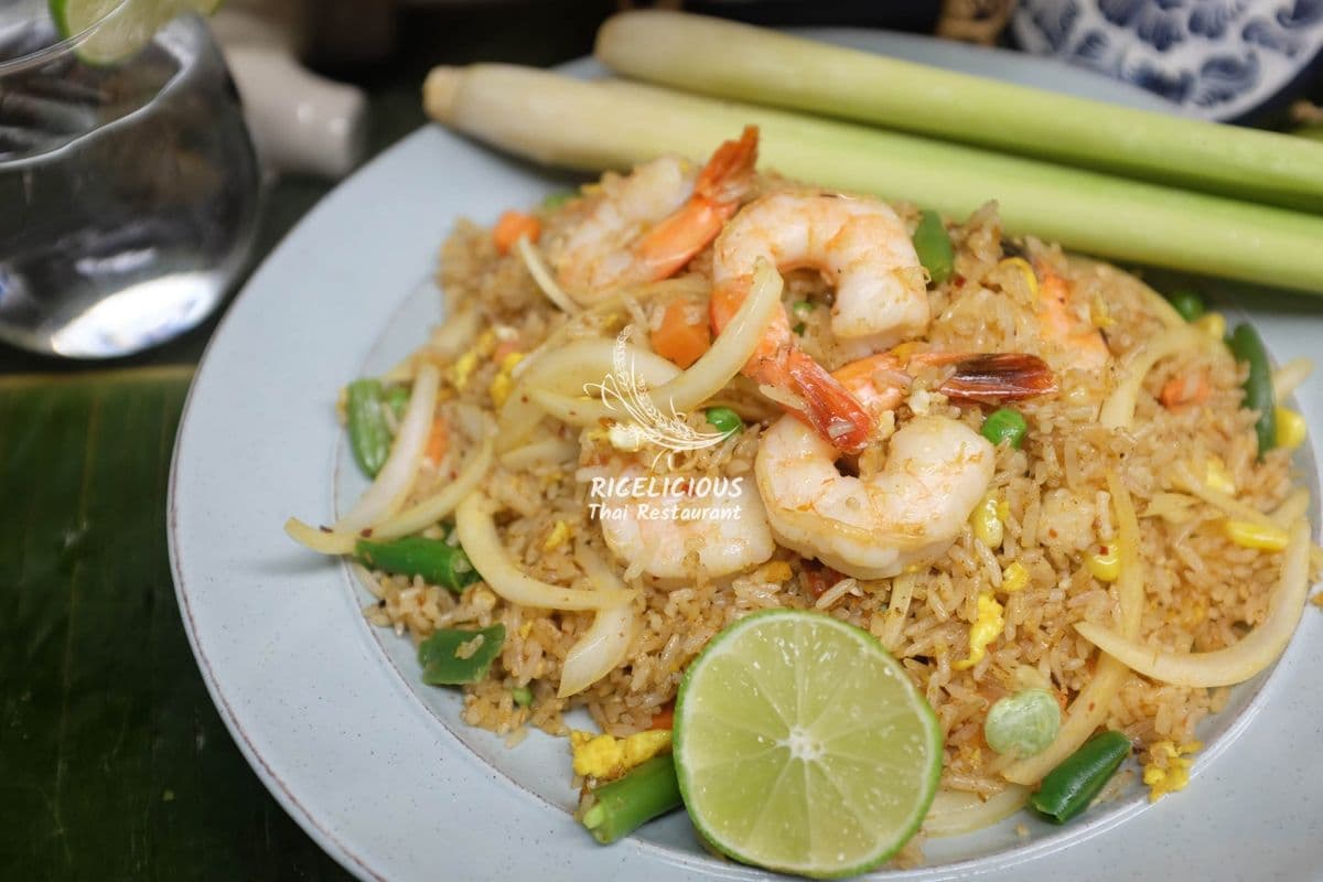 R6. Lemongrass Fried Rice