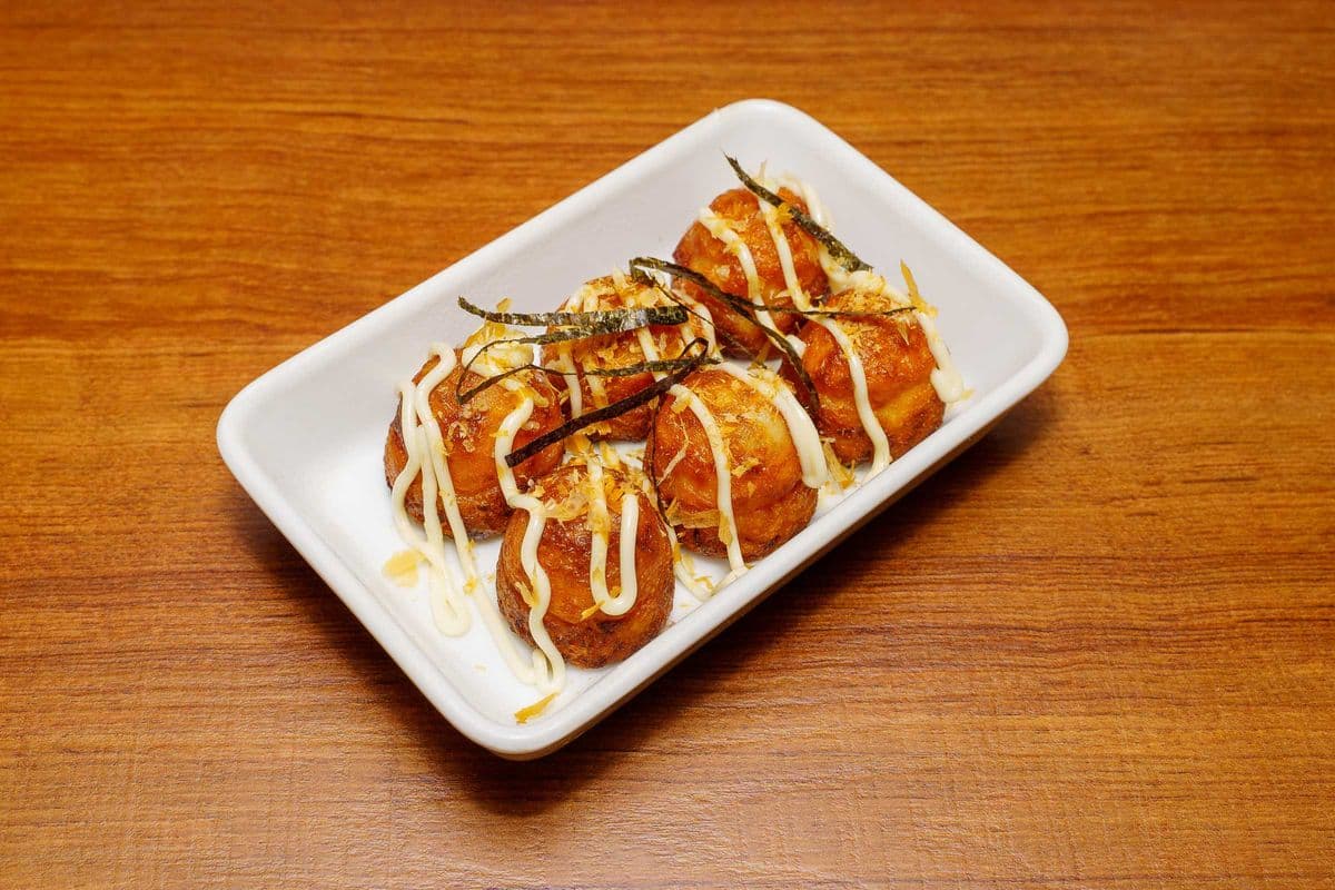 Tako Yaki (6 pcs) (Deep Fried Octopus Ball)