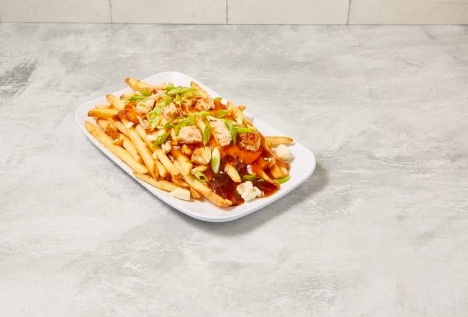 Regular Size Popcorn Chicken Poutine