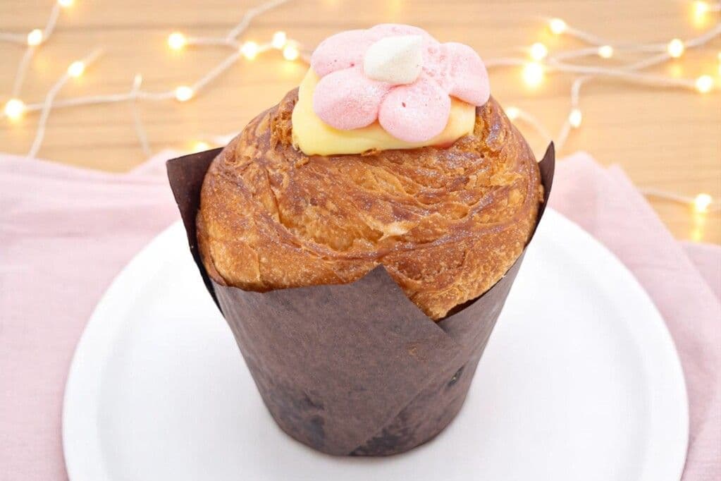 CROISSANT - CRUFFIN - LEMON MERINGUE