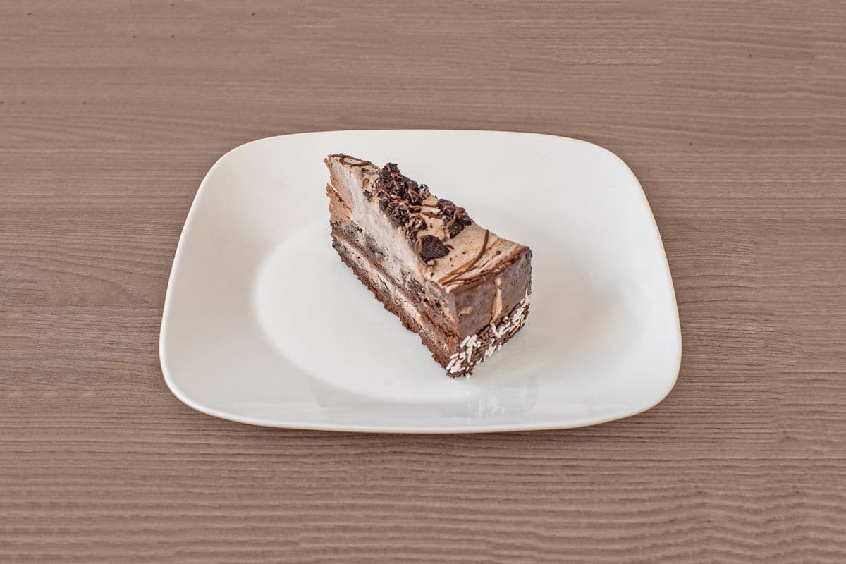 Cookies 'N Cream Cake