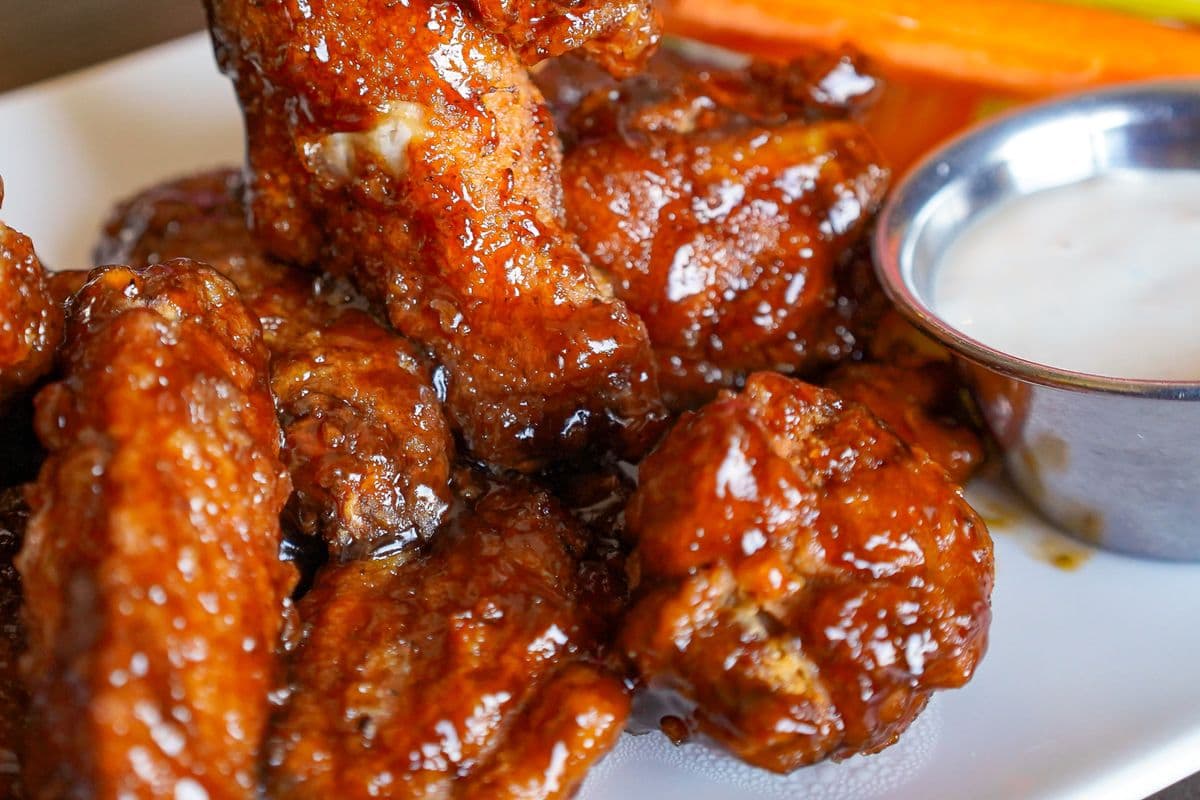 Wings (1 lb)