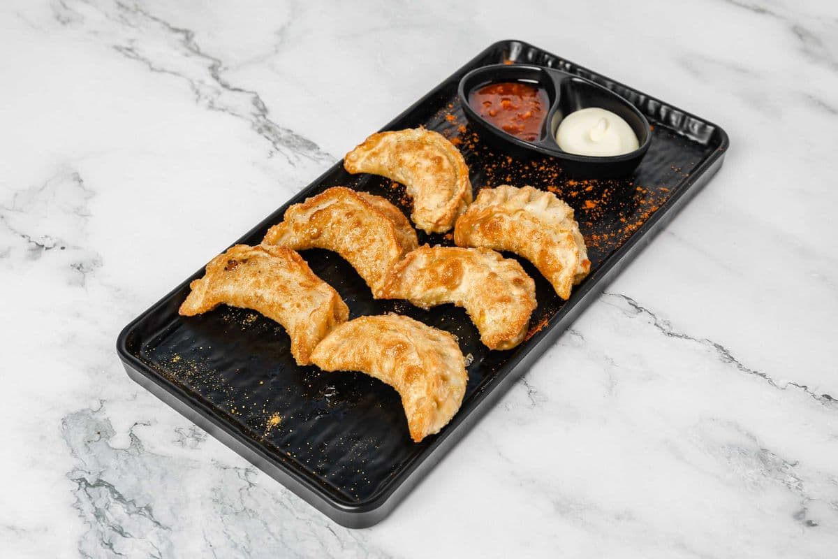 Non-Veg Fried Momos (8 pcs)
