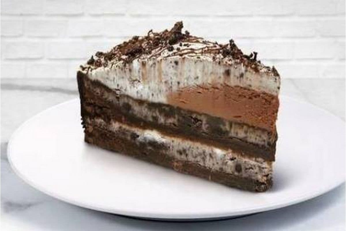 Cookies 'N Cream Cake