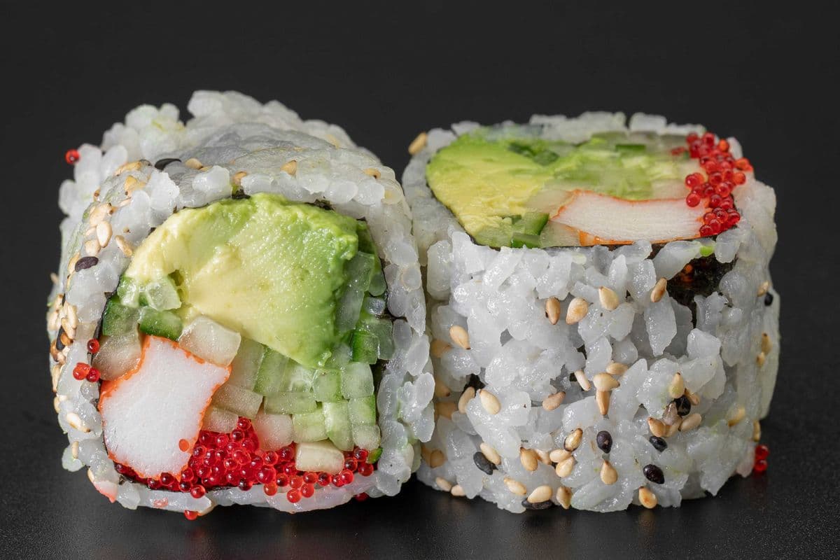 S15. California Roll (6 pcs)