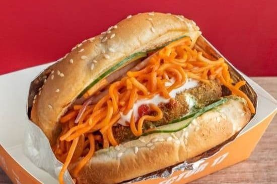 Signature Chicken Noodles Burger
