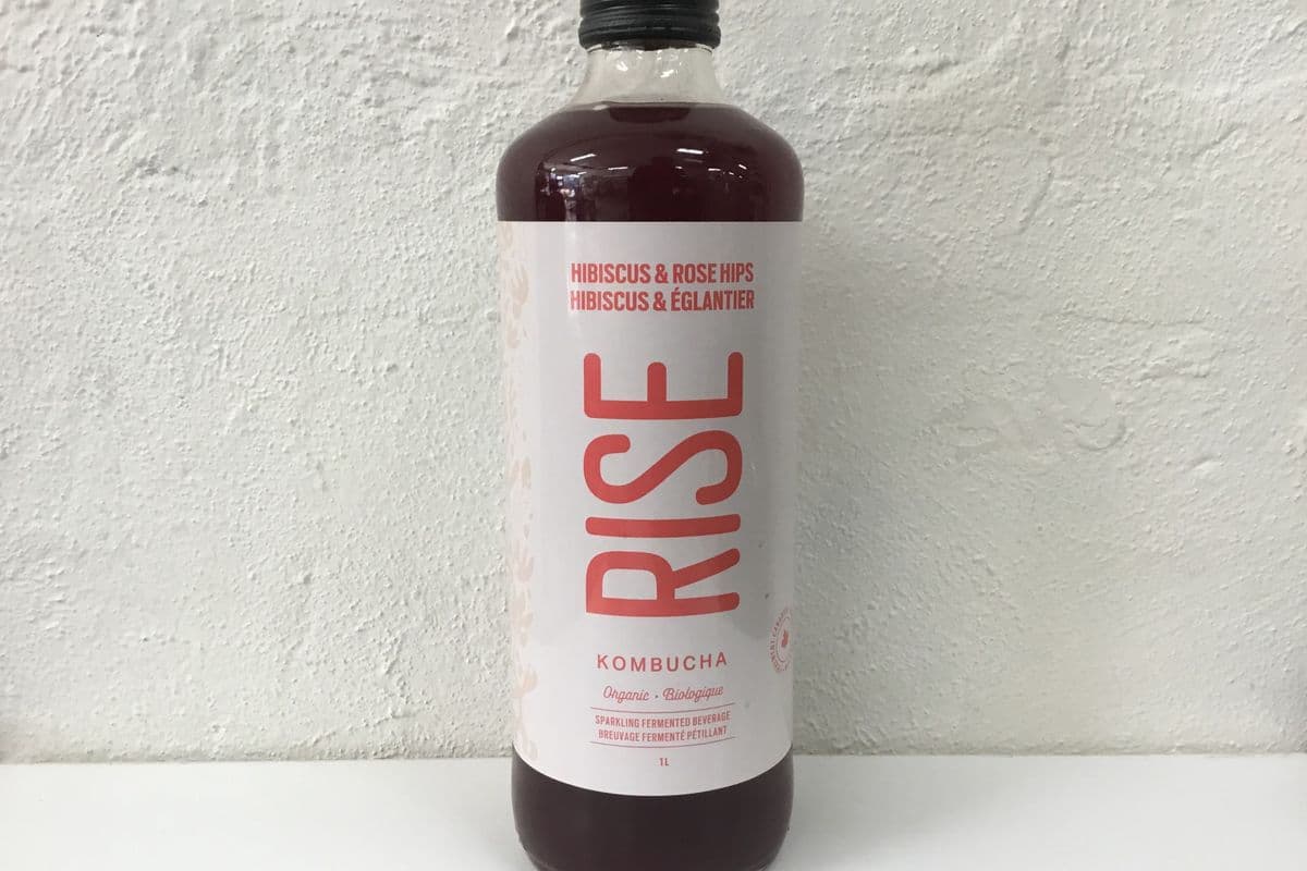 Rise Kombucha, Hibiscus Rosehips Black Tea (Organic) (1 L)