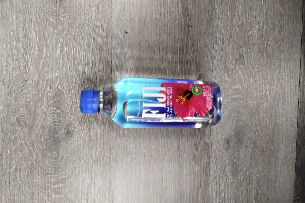 Fiji Water 500 ml