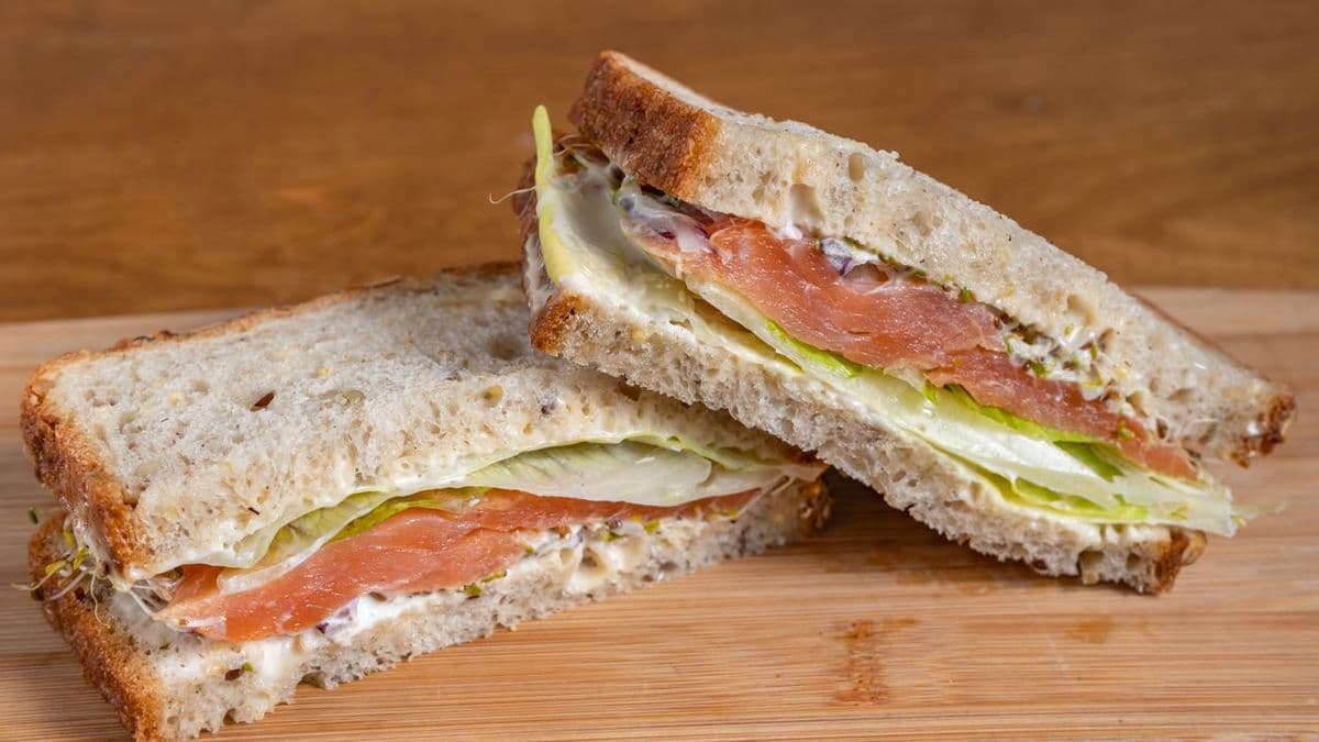 Smoked Salmon Sandwich