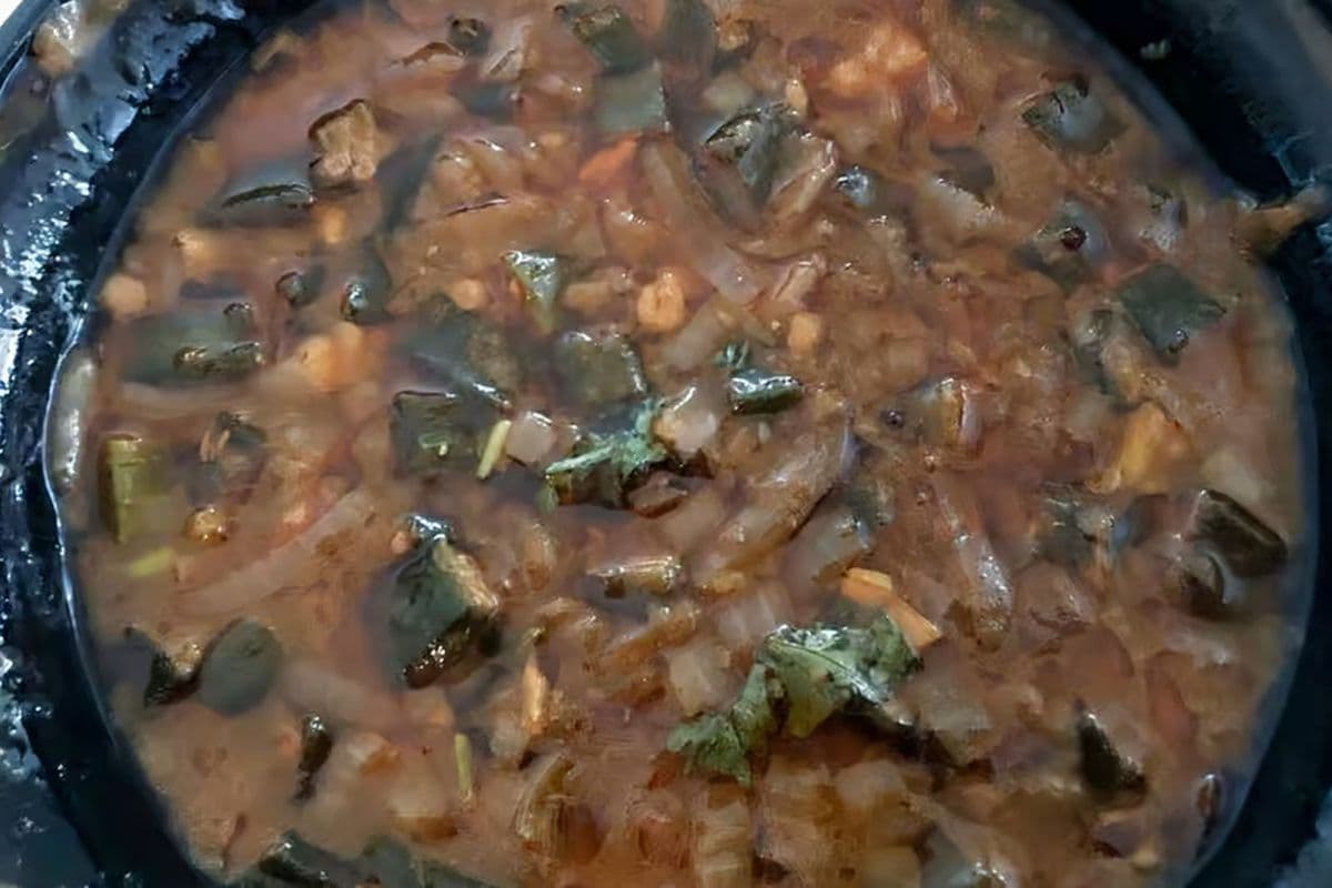Bindi Pulikuzhambu