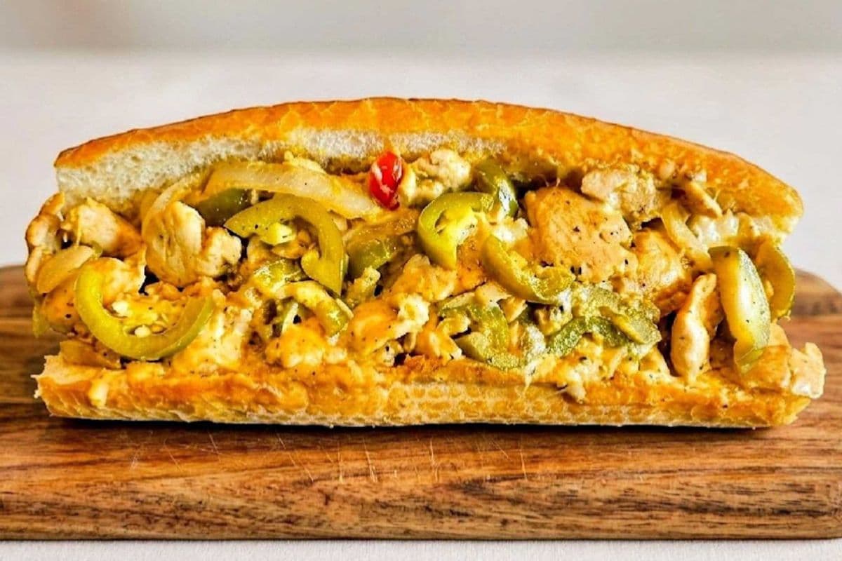 Spicy Cajun Cheese (870 cal)