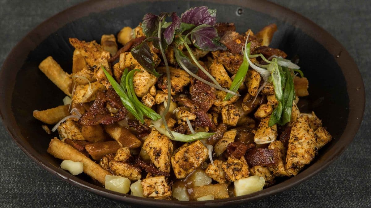 Voodo Blackened Chicken Poutine