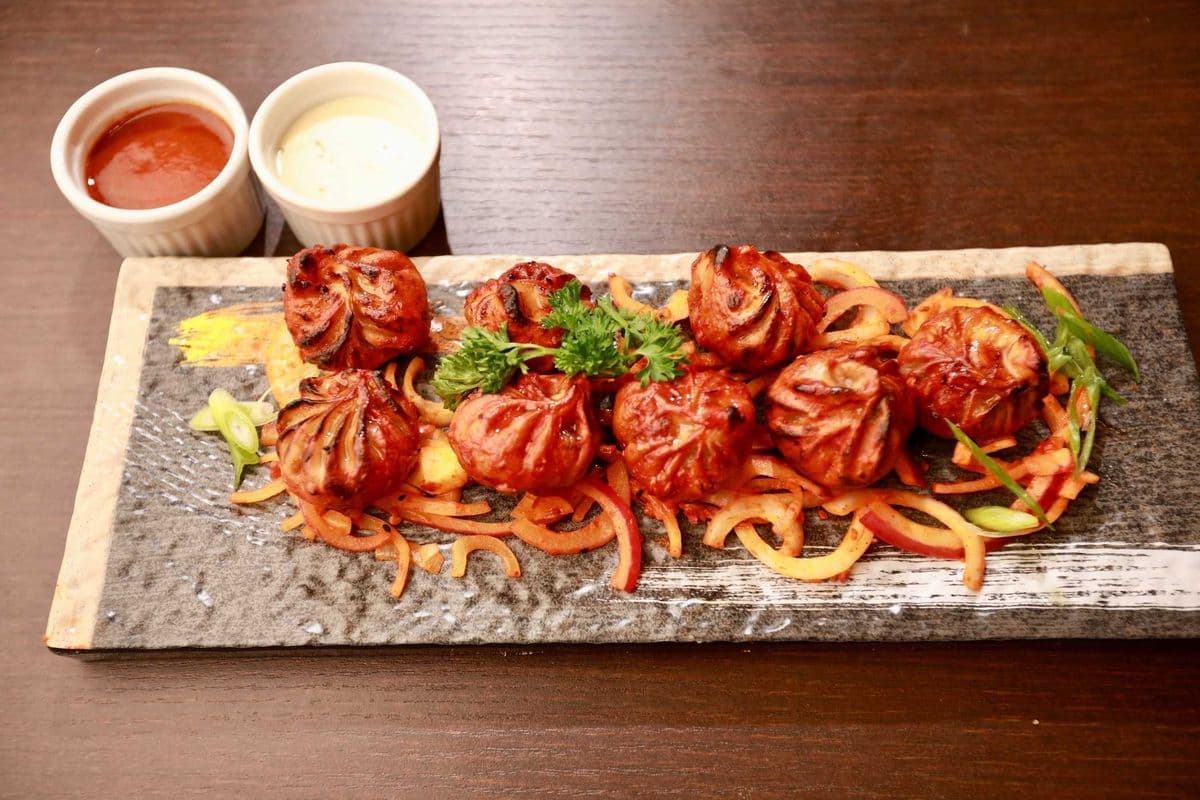 Tandoori Chicken Momos (8pcs)