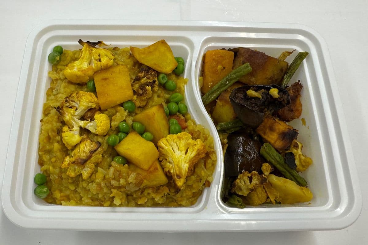Brigade Cholo (Khichuri + Niramish Shobji)