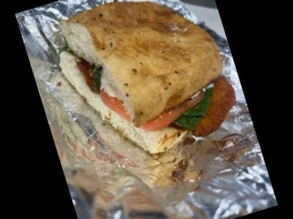 CRISPY CHICKEN SANDWICH