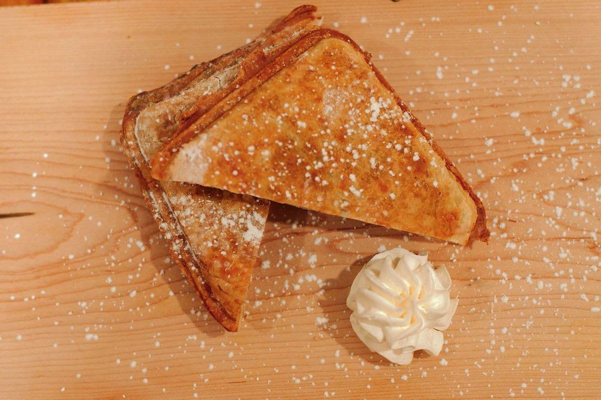 Deep-Fried Apple Pie