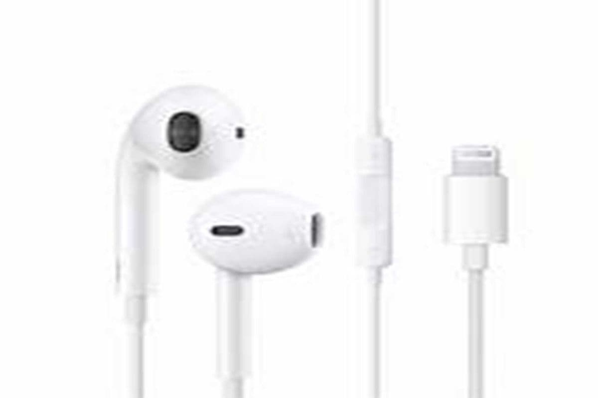 Headset with lightening cable