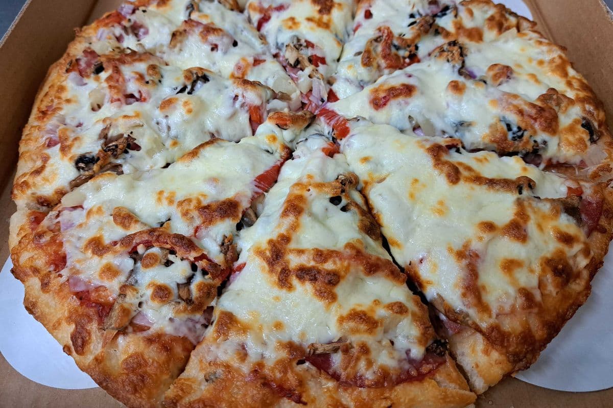 THIN 12"-Crust House Pizza