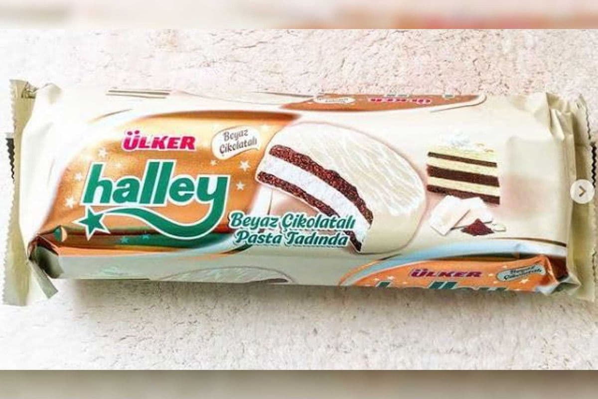 ULKER HALLEY BEYAZ CHOCOLATE MARSHMALLOW SANDWICH BISCUIT PACK OF 8 240 g