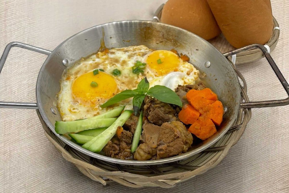 H3 - Coconut Beef Stewed On The Wok