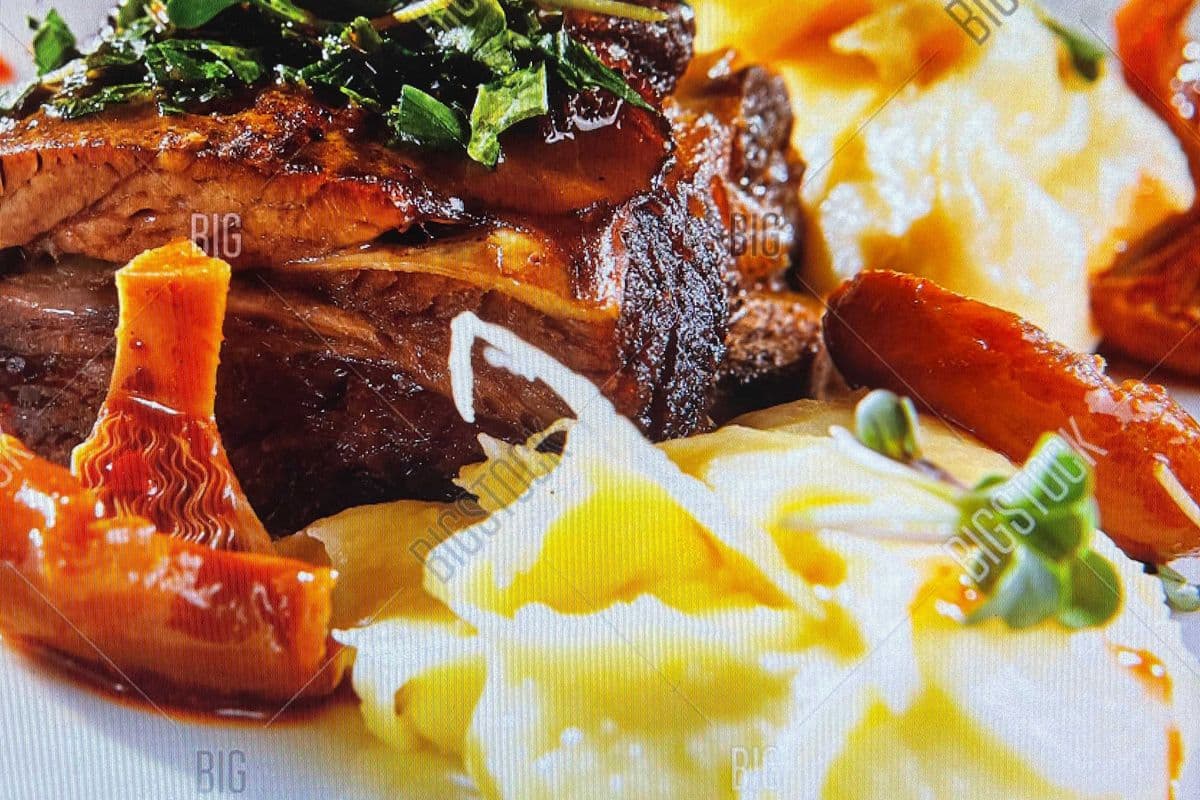 Brisket Smokehouse Platter