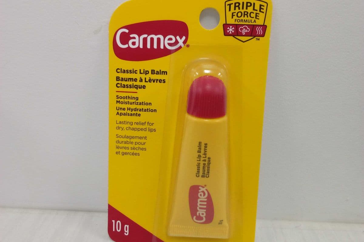 Carmex LIP Balm Tube 10gm (10gm)