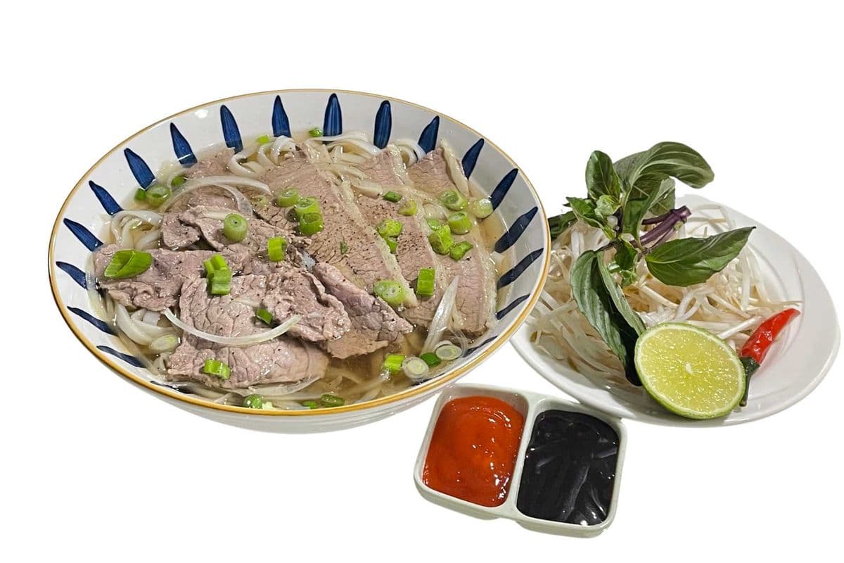 P3. Rare Beef and Beef Brisket Pho